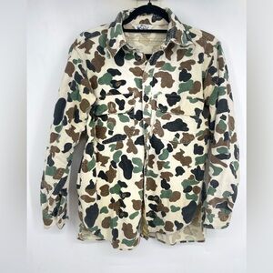 Vintage Woolrich Camo Hunting Chamois Shirt Medium USA Shooting Green Button 70s